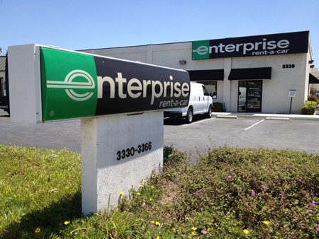 Enterprise Rent-A-Car first franchise Israel Enterprise Rent-A-Car has over 7,000 offices and 75,000 employees worldwide.